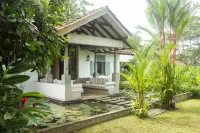 08 Acre Private Tea Estate Close to Galle - Villas