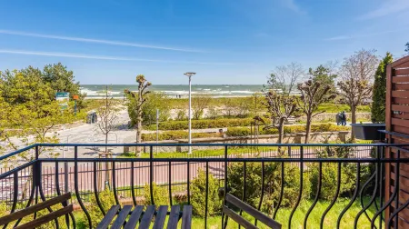 Traugutta Plaża, Sun & Snow