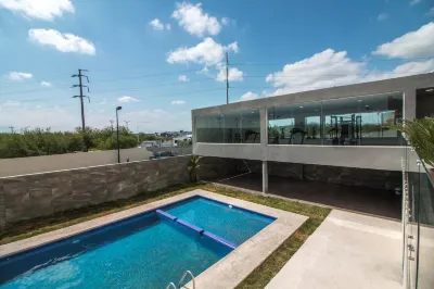 CHN Hotel Monterrey Aeropuerto, Trademark by Wyndham Hotels near Coppel Sendero la Fe