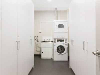 Laundry Service Padstow Park Hotel Photo