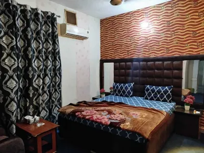 Light Family Couple Guest House