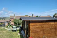 Glamping Cabin - Great for Hikers - Breakfast Inc! Hotels in Swanage