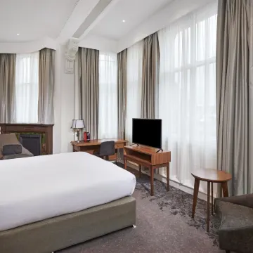 DoubleTree by Hilton Hotel & Spa Liverpool Hotels near Everton