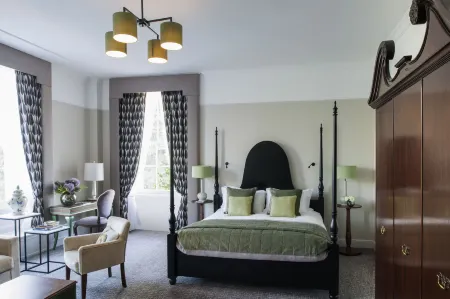 퀸즈 호텔 첼튼엄 - 엠갤러리