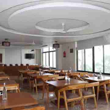 Oak Trek resort Dining/Meeting Rooms