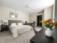 Amberton Cathedral Square Hotel Vilnius Các khách sạn ở Vilnius