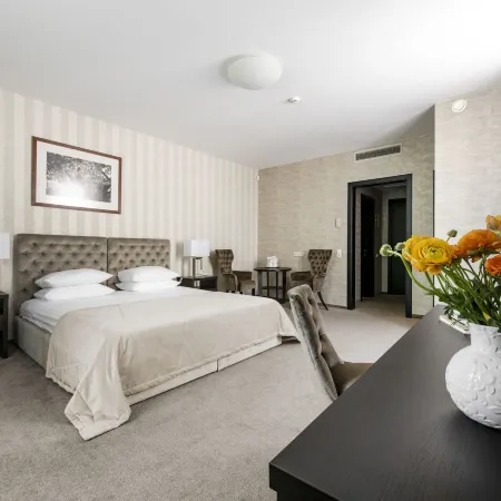 Amberton Cathedral Square Hotel Vilnius
