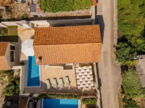 Villa Ivo ZadarVillas Hotels in Vinjerac