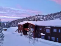 Bjørnfjell Mountain Lodge Các khách sạn gần Alta Church