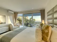 Atlantic Palms Hotels near Paddocks shopping Centre