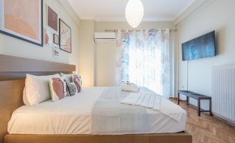 Supreme Suite with Balcony by Cloudkeys