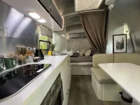 Airstream with Sunset Deck - Hytter