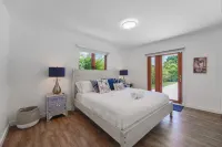 Awesome House with Pool Westchester - Homestays