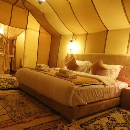 Luxury Saf Saf Camp