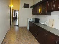Hillsview Rest and Guest House Hotels in Thotagamuwa