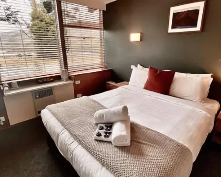 Pedder Wilderness Lodge Hotels in New Norfolk