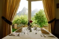 Mirabell Alpine Garden Resort & Spa - petit déjeuner