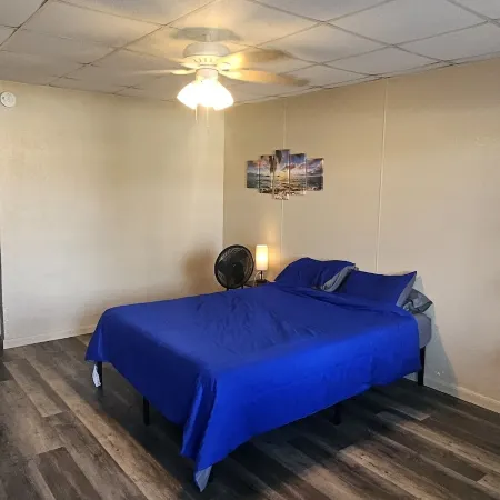 Sebastian Gardens Inn & Suites