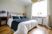 La Villa Bel Air - Bed and Breakfasts