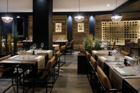 Keystone Lodge by Alpine Residences Отели рядом с достопримечательностью «Moncler»