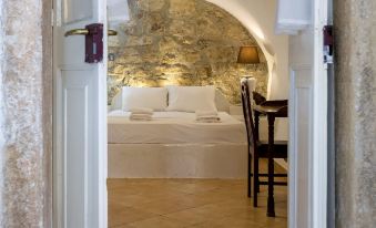 Campiello Apartments