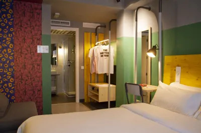 Room00 Valencia Hostel  호텔