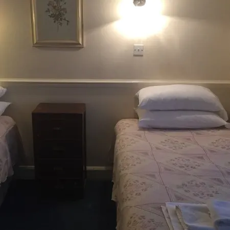 Colnbrook Lodge Guest House