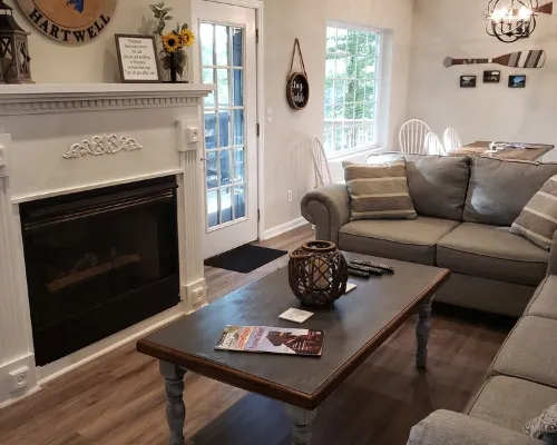 Lake Hartwell Waterfront Getaway Hotels in Gumlog