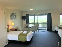 Haast River Motels & Holiday Park - Homestays