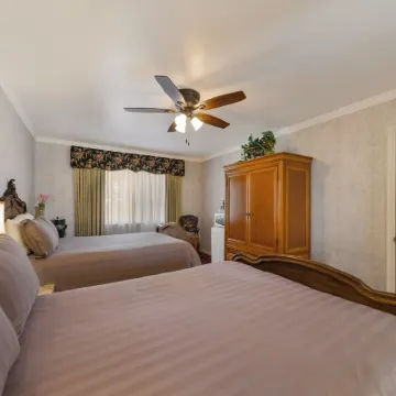 Carmel Inn & Suites Hotels near Pat Areias Sterling