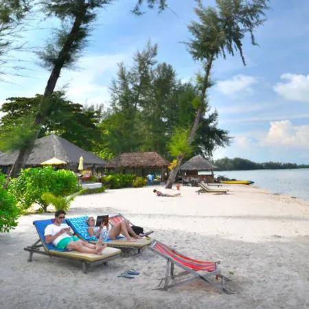Thiwson Beach Resort