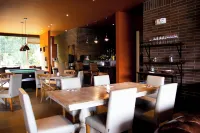 MG Hotels & Suites Hotels in Retiro