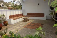 Villa Teranga Hotels in Kokrobite