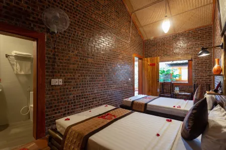 Ninh Binh Palm Homestay Отели в г. Gia Sinh