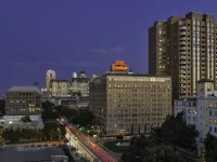 Le Méridien Dallas, the Stoneleigh Hotels near Lofty Spaces