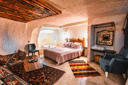 Apex Cave Hotel