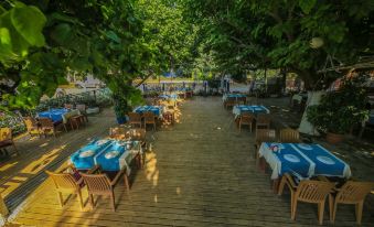 Cirali Zakkum Bungalow