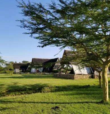 Samawati Lakeside Cottages Hoteles en 