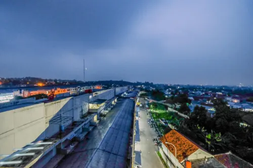 Comfortable and Minimalist Studio at Bogorienze Apartment Hotels in Tamansari