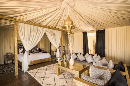 Kalyptus Luxury Camp Отели рядом с достопримечательностью «Lets Go 2 Morocco»