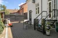 Sweethome Guesthouse Hotels near Fiskeri-& Søfartsmuseet