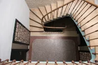 Les Suites du 17 Hotels in Aigues-Mortes