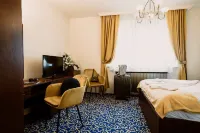 Korona Pension and Restaurant Hotels in Zalacsany