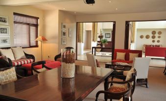 Casterbridge Hollow Boutique Hotel