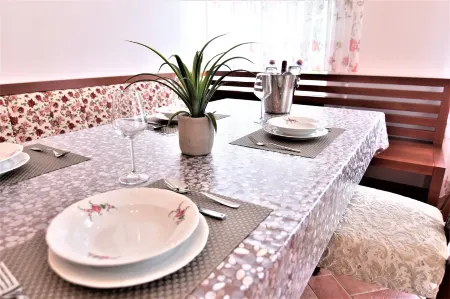 Vila Ključe Apartments Отели рядом со станцией Bled Jezero