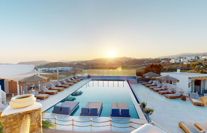 Alexandros Mykonos