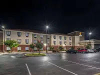 Comfort Suites Pell City Near Logan Martin Lake Hotels in St. Clair County