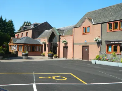 Red House Hotel Các khách sạn ở Alyth