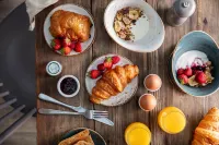 St Michaels Resort, Falmouth - breakfast