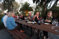 Modra's Apartments Hotels in Tumby Bay
